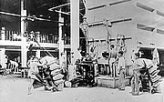 1910�N�����̍����H��Ɠ��n�ږ��J����